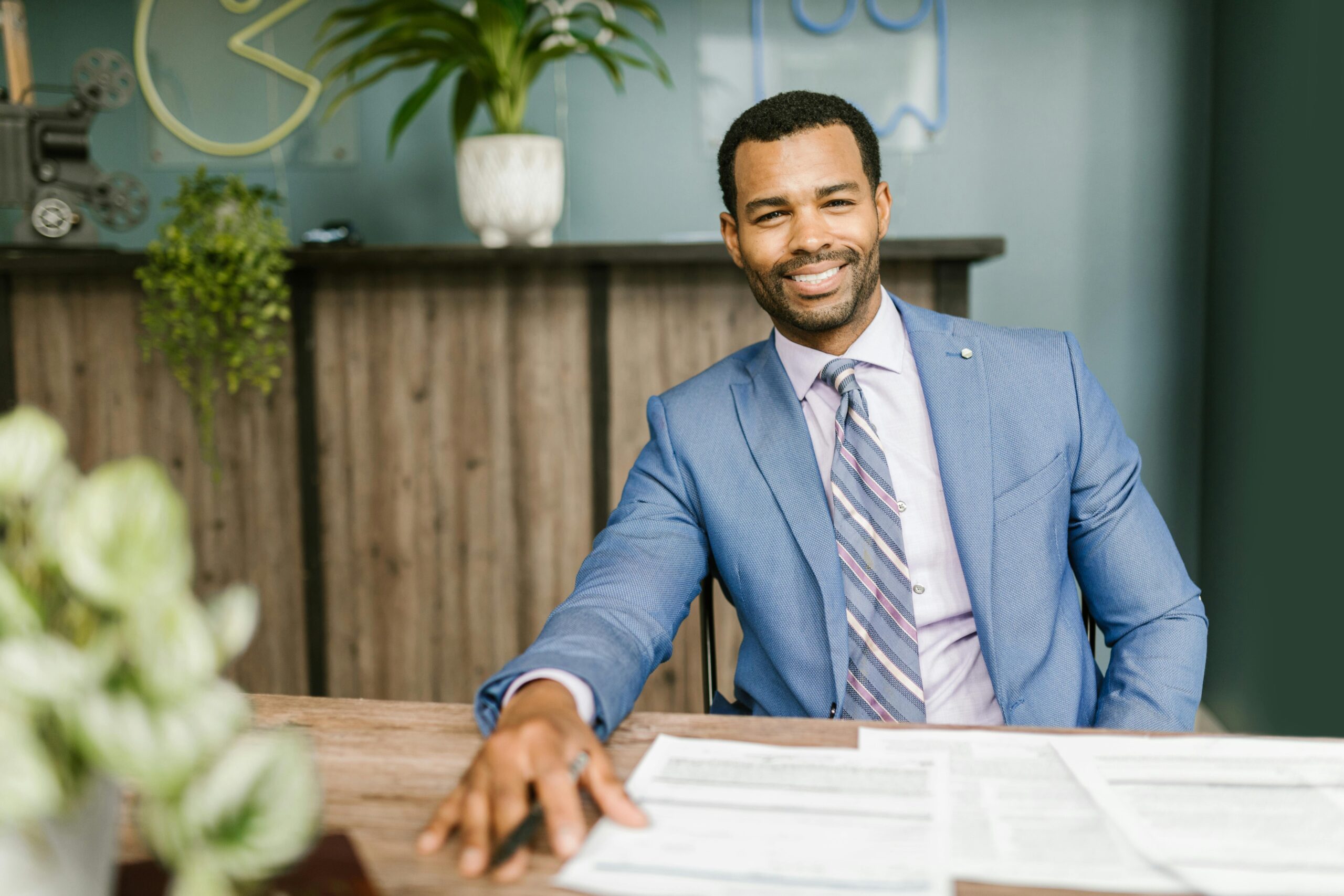 Arizona mediation vs litigation, professional mediator