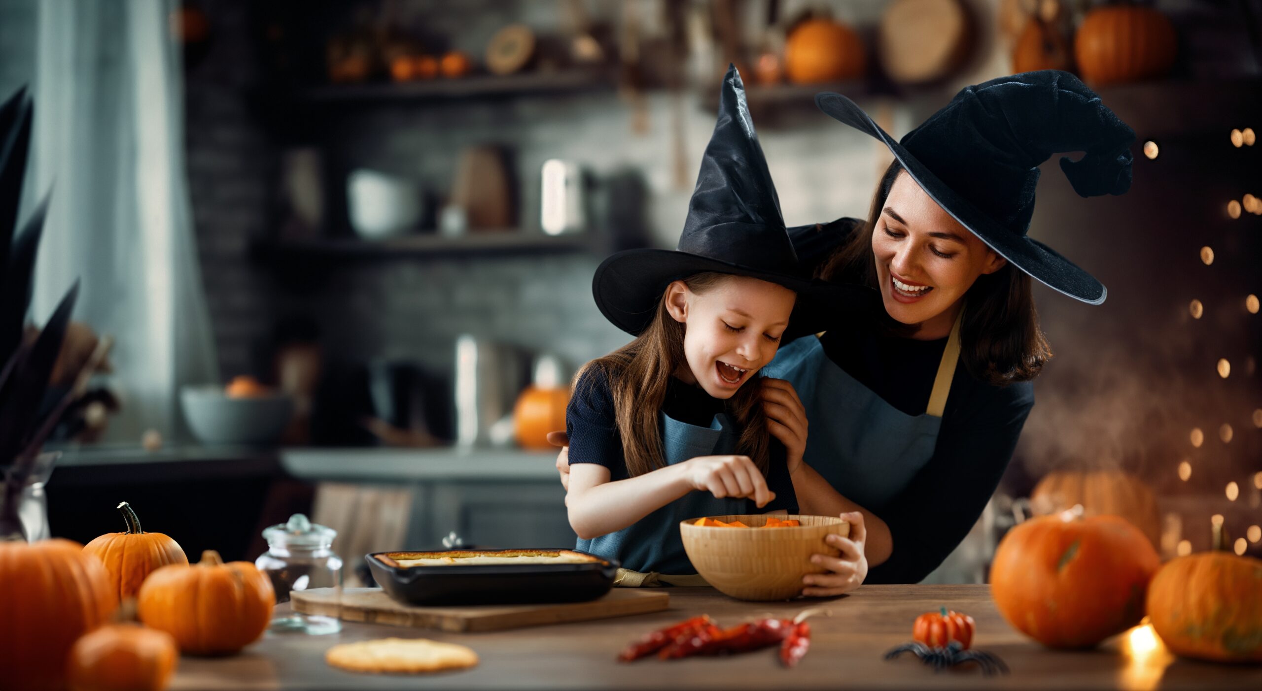 mother,and,her,daughter,having,fun,at,home.,happy,family